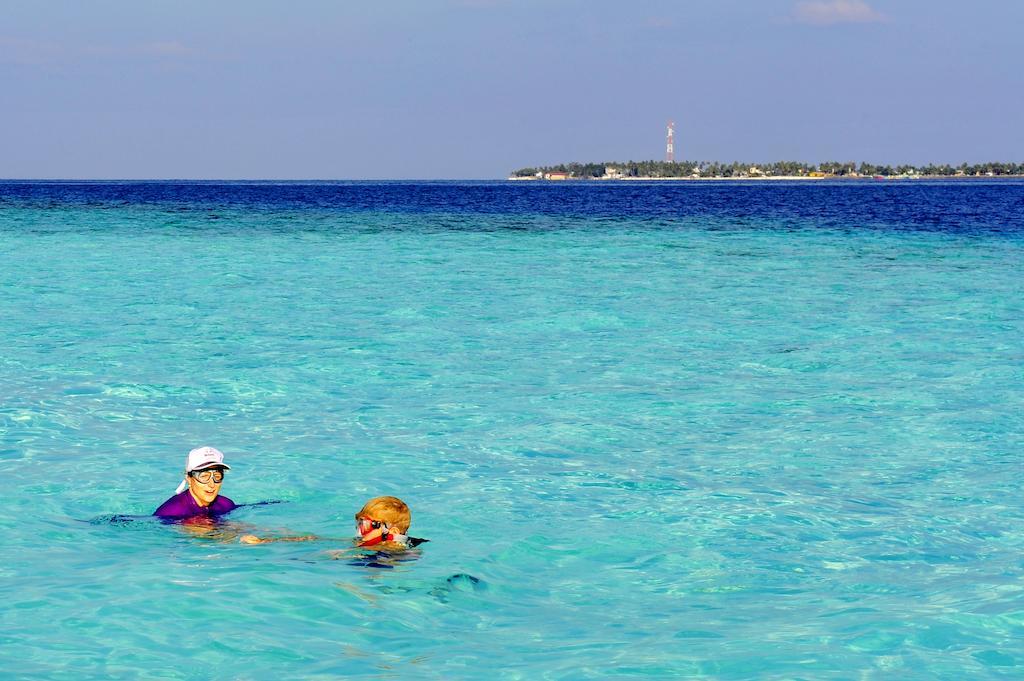 Sun Tan Beach Hotel Maafushi Luaran gambar