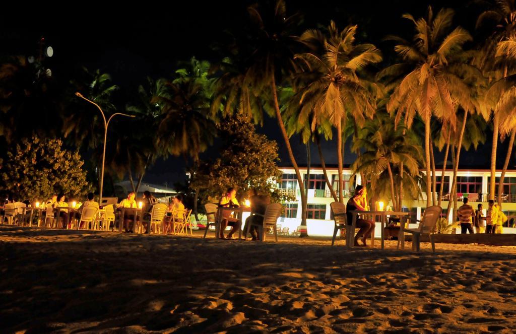 Sun Tan Beach Hotel Maafushi Luaran gambar